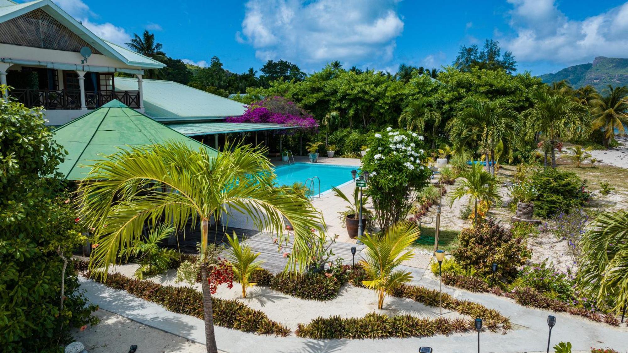 Villa De Cerf Cerf Island ภายนอก รูปภาพ