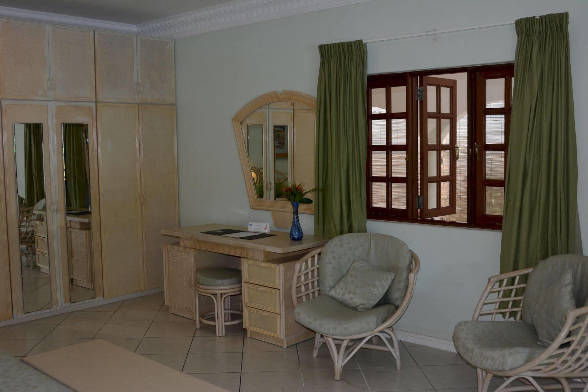 Villa De Cerf Cerf Island ภายนอก รูปภาพ