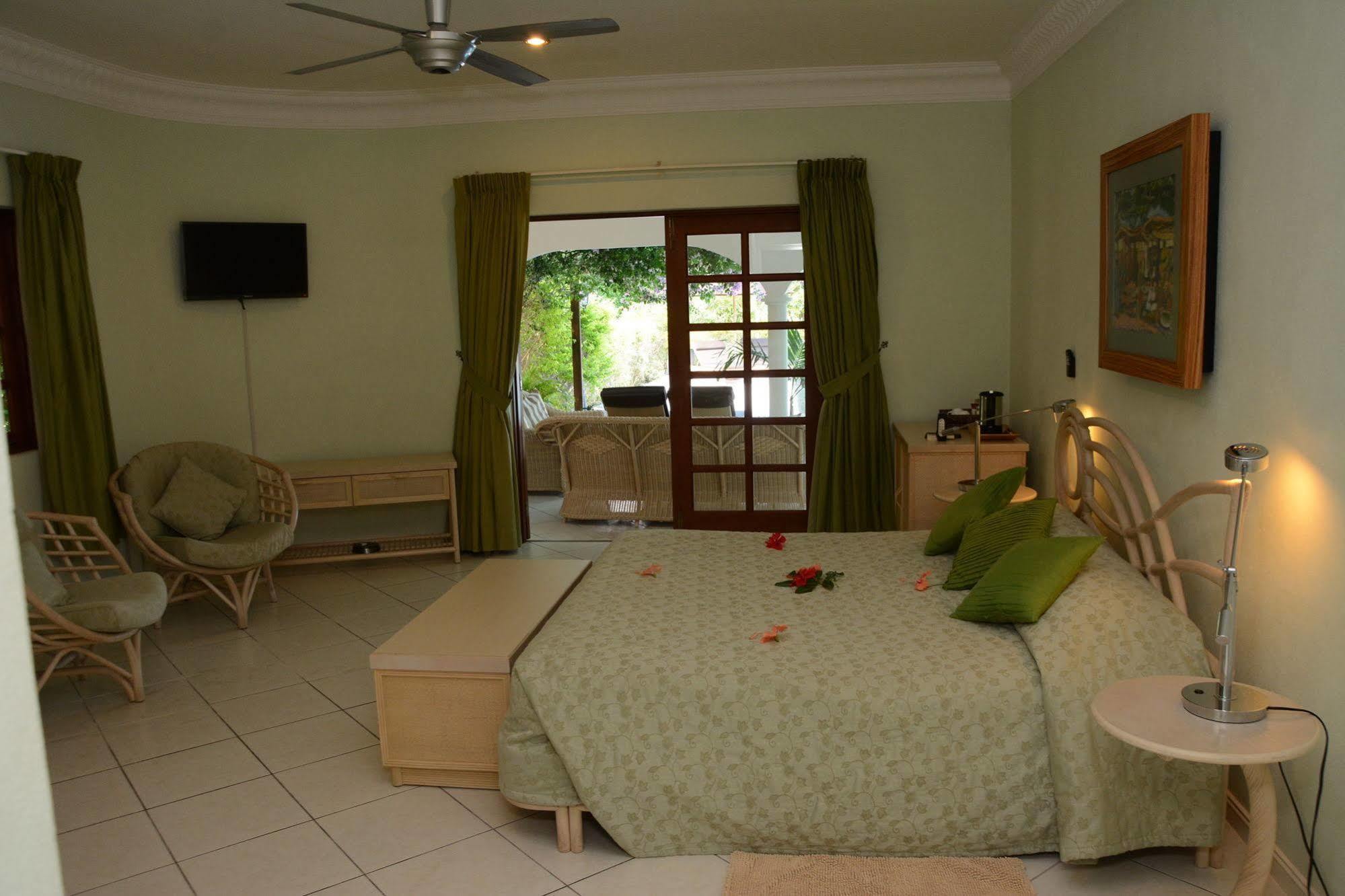 Villa De Cerf Cerf Island ภายนอก รูปภาพ