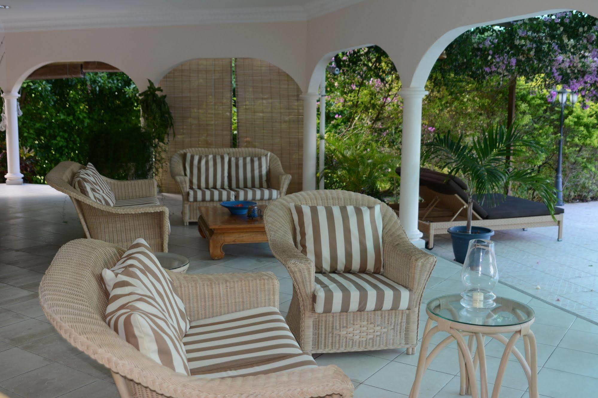 Villa De Cerf Cerf Island ภายนอก รูปภาพ